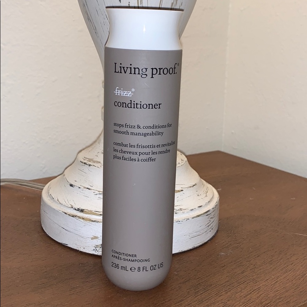 Living proof frizz conditioner, eight fl oz. NEW